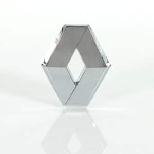 SIGLE PC AV RENAULT CLIO 09 => CALANDRE TRAFIC 01 => 8200052586