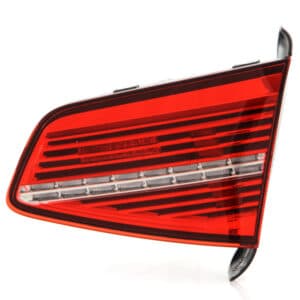 FEU ARD VOLKSWAGEN PASSAT 09/14 => SUR COFFRE = LLL161*