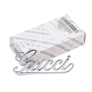 Emblem &quot Gucci&quot Rear - Réf. 9140170OE - Pièce Origine FCA